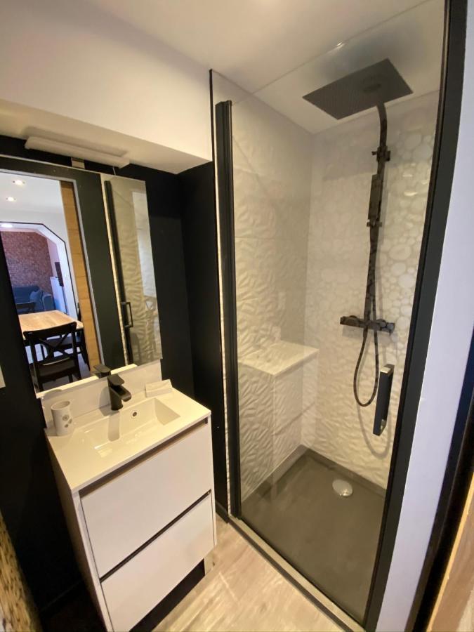 Logements Equipes A Onnaing Avec Espace Balneo En Option Proche Toyota, Autoroute Et Valenciennes מראה חיצוני תמונה